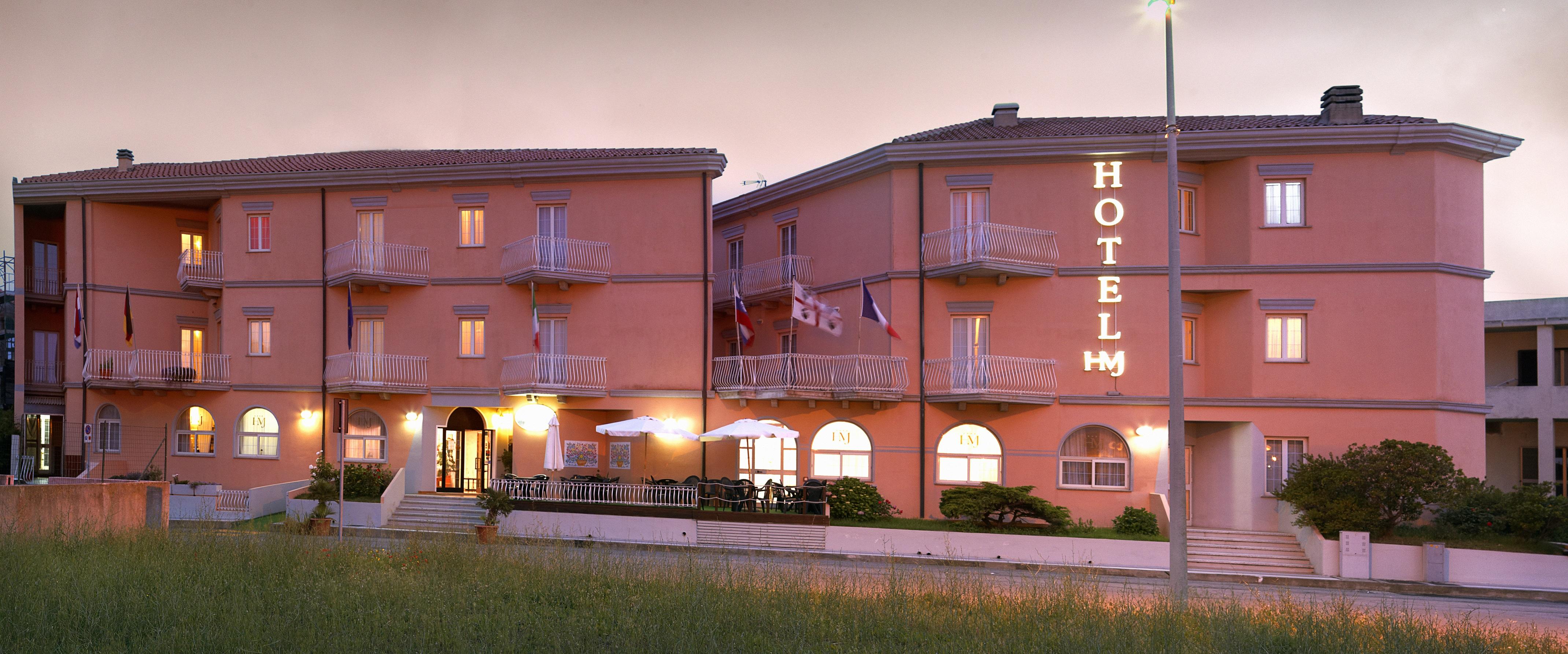 Hotel Majore Santa Teresa Gallura Exterior photo